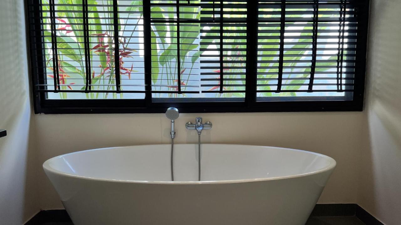 Plunge Tropic Villas 2 Naiharn Rawai Экстерьер фото